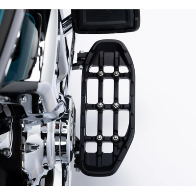 Harley-Davidson Redline Rider Footboard Kit - Black Anodized