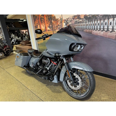 2018 Harley-davidson 1900CC FLTRXSE CVO ROAD GLIDE CRUISER