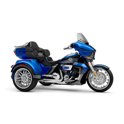 2026 Harley-Davidson CVO Street Glide 3 Limited - Electric Coast - Chrome Trim