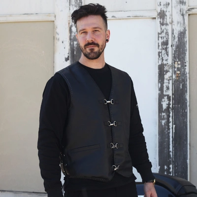 Johnny Reb Mens Capricorn Leather Vest - Black