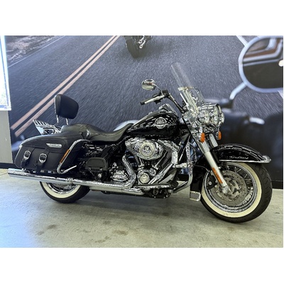 2010 HARLEY-DAVIDSON 1600CC FLHRC ROAD KING CLASSIC CRUISER