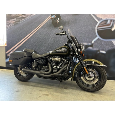 2018 Harley-davidson 1700CC FLHC HERITAGE SOFTAIL CLASSIC CRUISER
