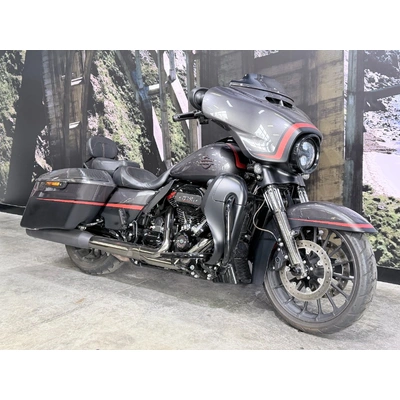 2018 Harley-davidson 1900CC FLHXSE CVO STREET GLIDE CRUISER