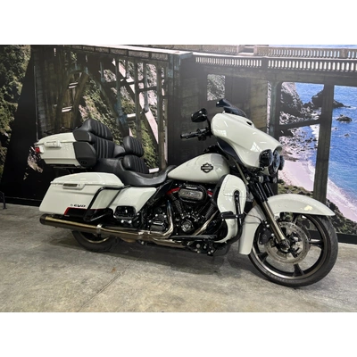 2020 Harley-davidson 1900CC FLHTKSE CVO LIMITED CRUISER