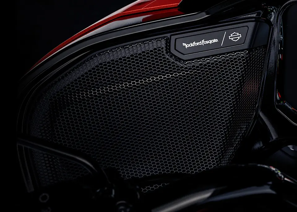 2026 CVO Road Glide ST Beauty Audio