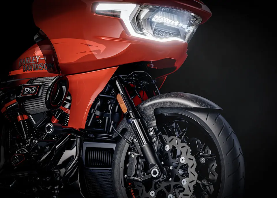 2026 CVO Road Glide ST Beauty Inverted Forks