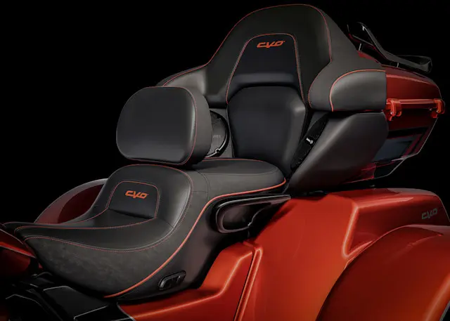 2026 CVO Street Glide 3 Limited Seats