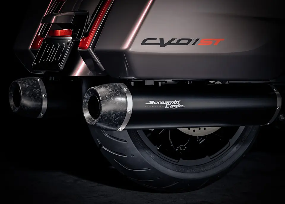 2026 CVO Street Glide ST Mufflers