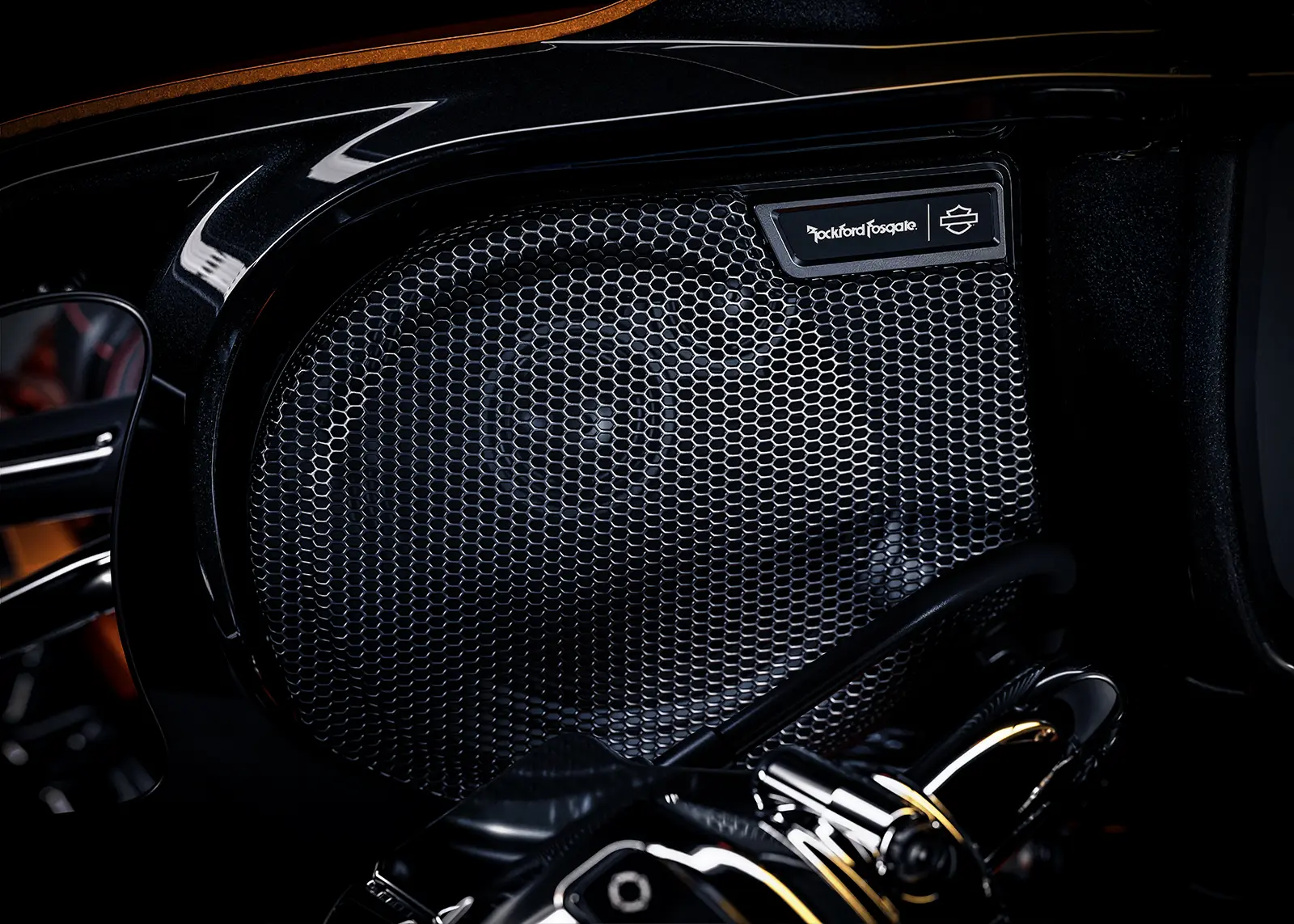2026 CVO Street Glide Premium Audio System Beauty Shot