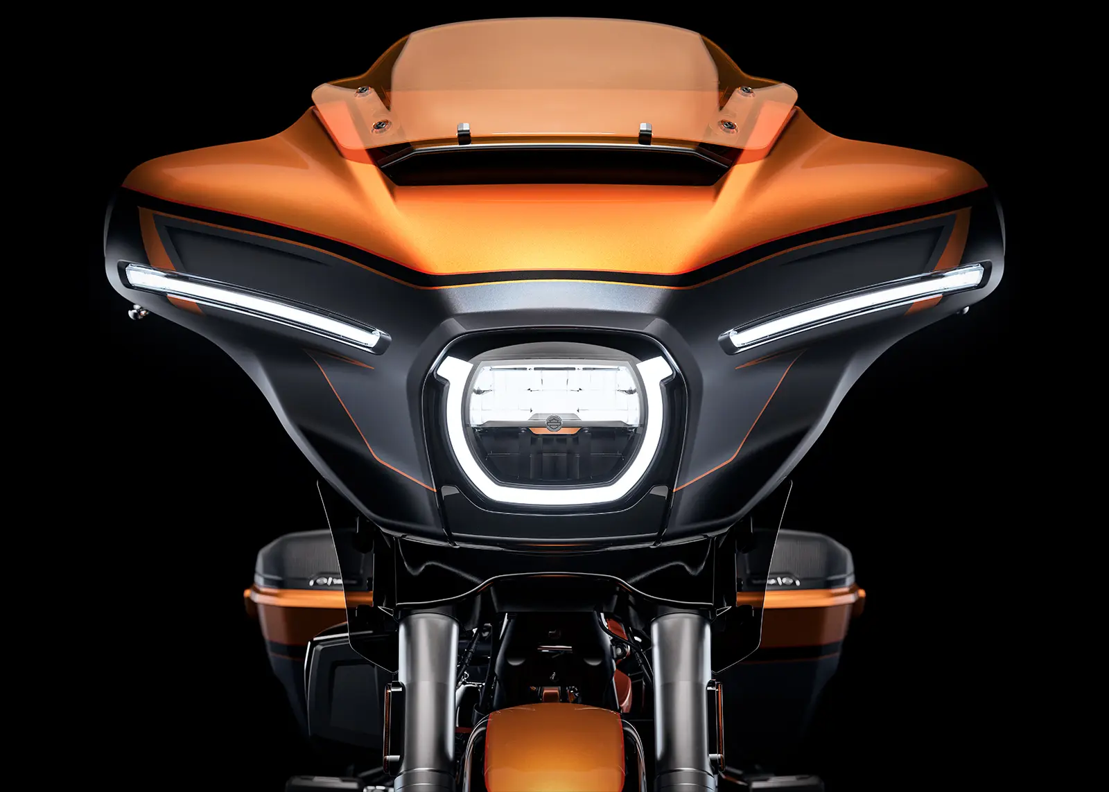 2026 CVO Street Glide LED Lighting Beauty Shot