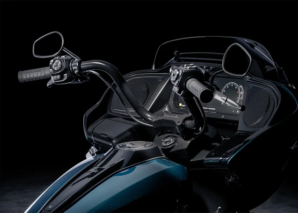 2026 Road Glide Adjustable Handlebars for Rider Comfort
