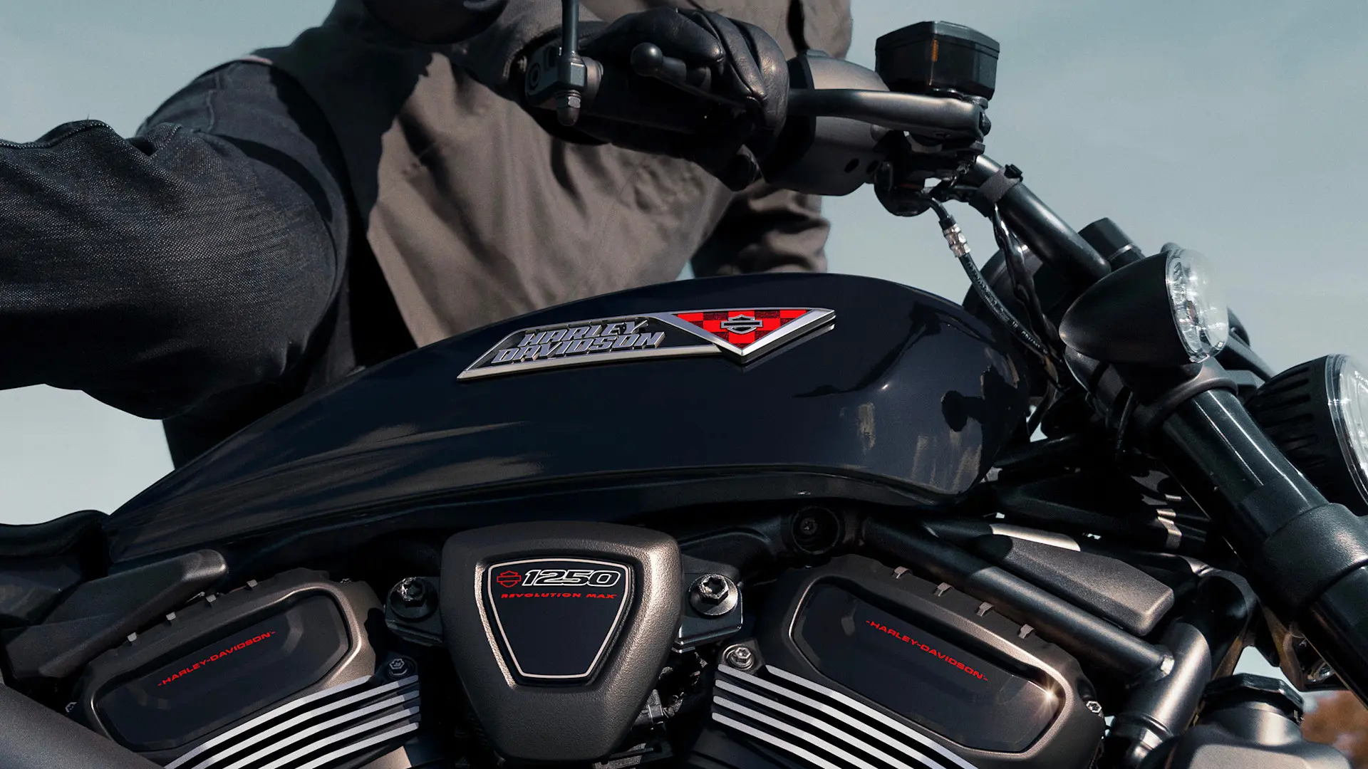 2026 Sportster S Beauty Shot