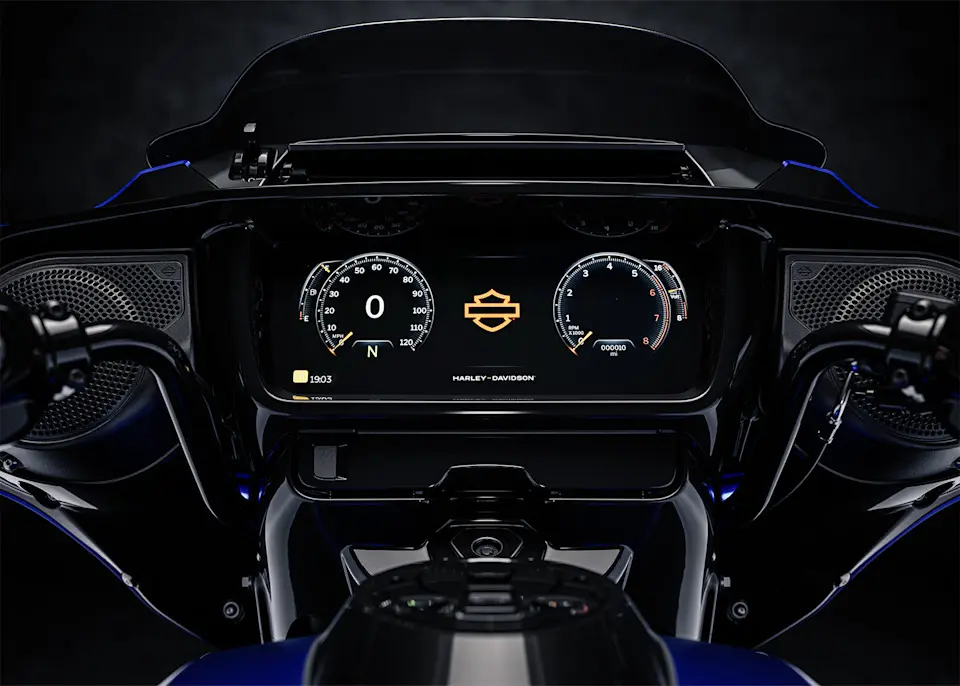 2026 Street Glide Skyline OS 312 mm TFT Display