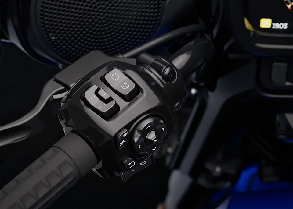 2026 Street Glide Standard Rider Safety Enhancements