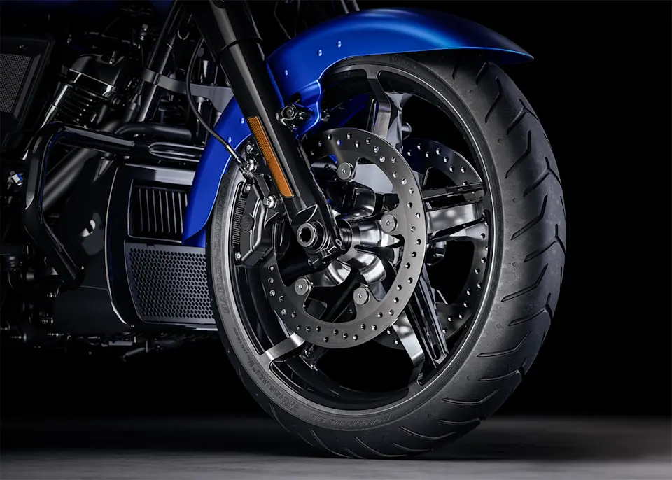 2026 Street Glide Contrast-Cut Wheels