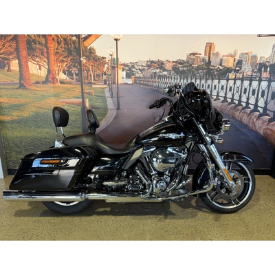 2016 Harley-davidson 1700CC FLHXS STREET GLIDE SPECIAL CRUISER