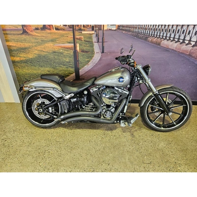 2016 Harley-davidson 1700CC FXSB SOFTAIL BREAKOUT CRUISER