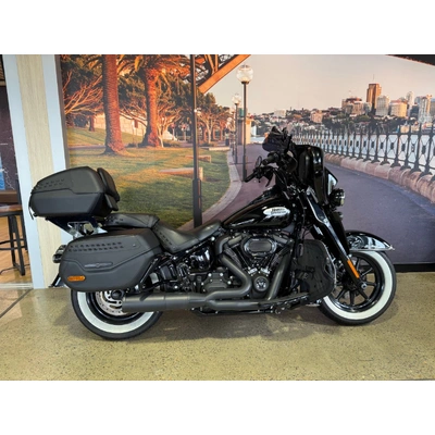 2023 Harley-davidson 1900CC FLHCS HERITAGE CLASSIC 114 CRUISER