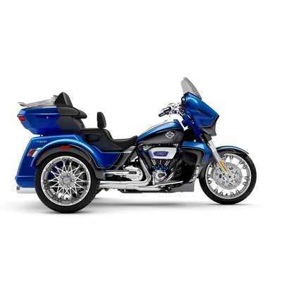 2026 Harley-Davidson CVO Street Glide 3 Limited - Electric Coast - Chrome Trim