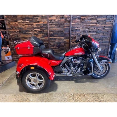 2010 HARLEY-DAVIDSON 1700CC FLHTK ELECTRA GLIDE ULTRA LTD CRUISER