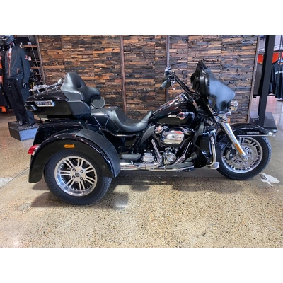 2024 Harley-Davidson 1900CC FLHTCUTG TRI GLIDE U/CLC 114 TRIKE