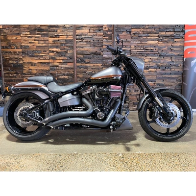 2016 Harley-Davidson 1800CC FXSE CVO PRO STREET BREAKOUT CRUISER
