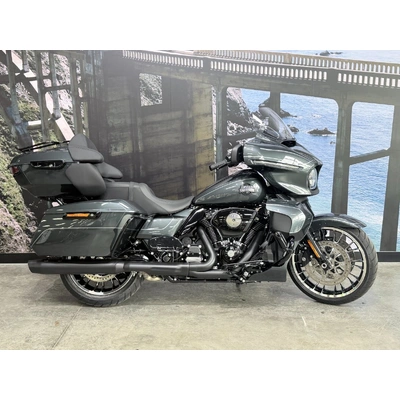 2026 Harley-davidson 1900CC FLHXL Street Glide Limited